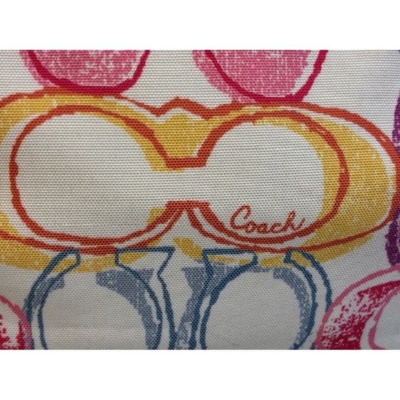 Coach F21910 Signature Scribble
Carryall Bag Colorful, Great Condition! - Picture 5 of 11